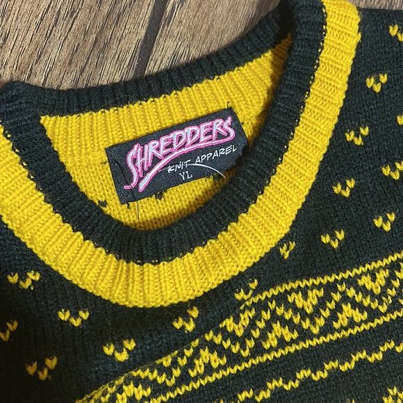 Wu Tang Clan Killer Bees Black and Yellow Ugly Christmas Sweater size Youth L - Picture 6 of 10